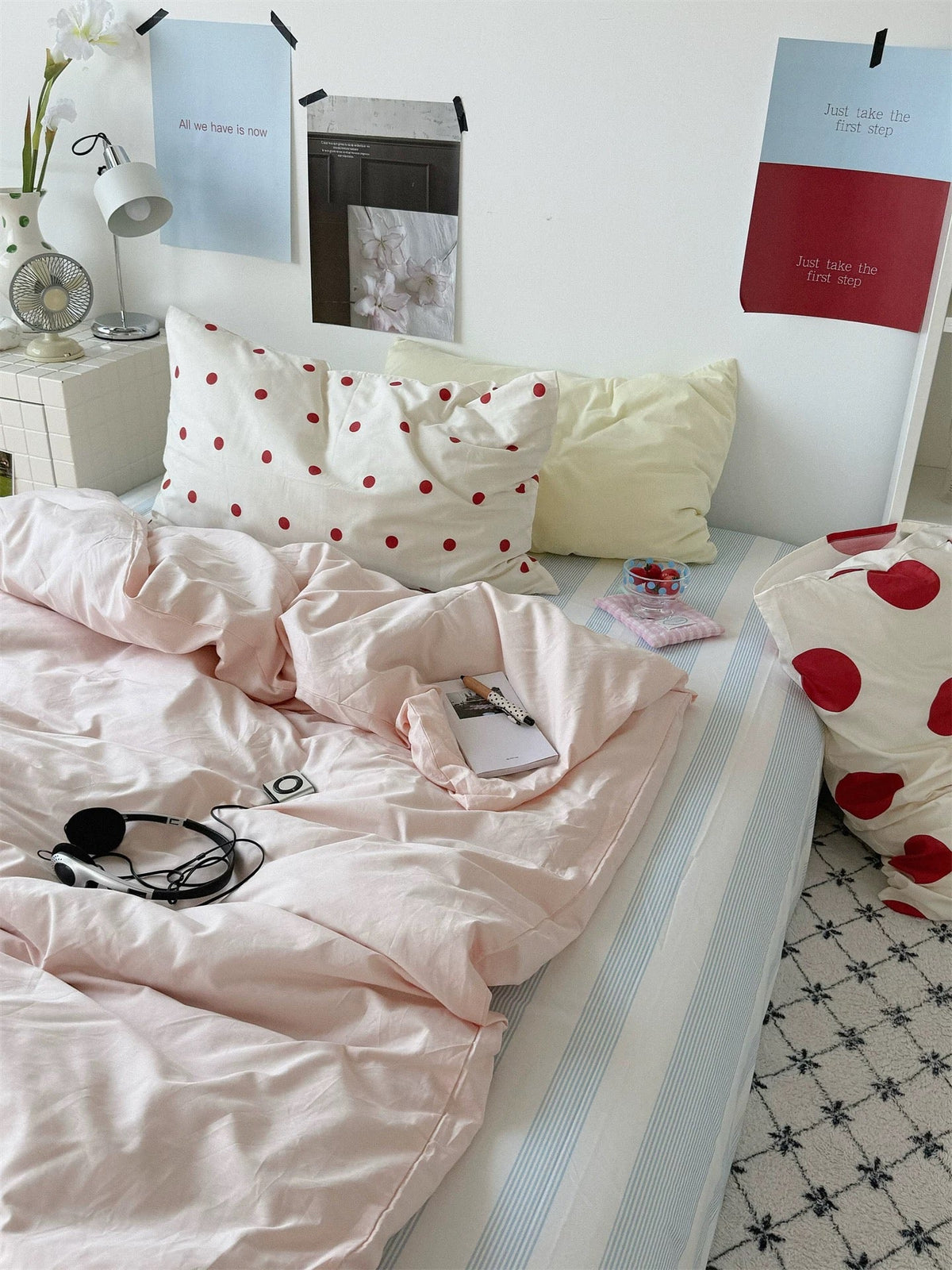 Preppy Polka Dot Bedding Set