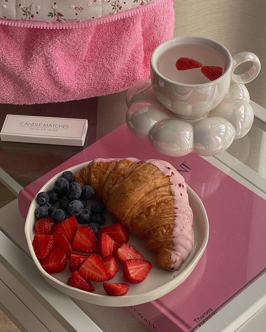 Pink Bubble Mug Set