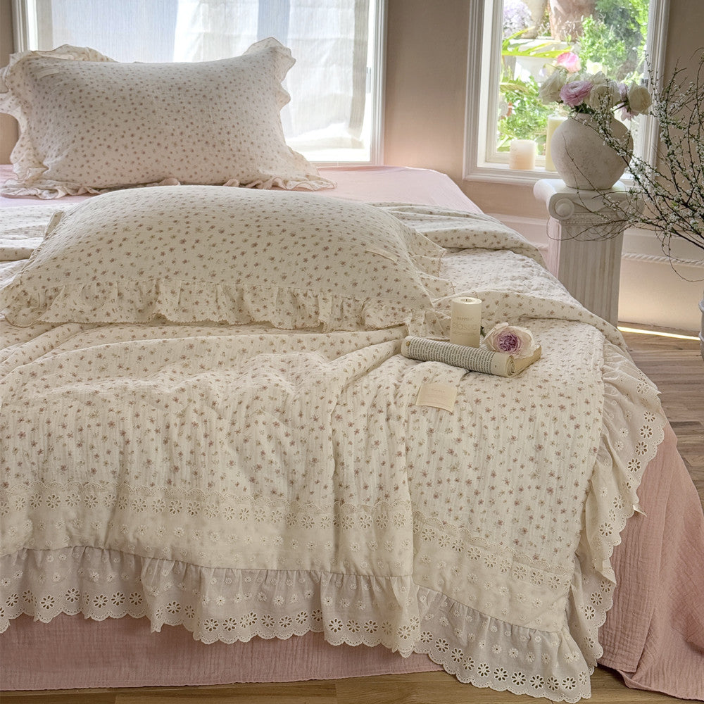 Pink Floral Cotton Comforter – Ruffled Lightweight Bedding