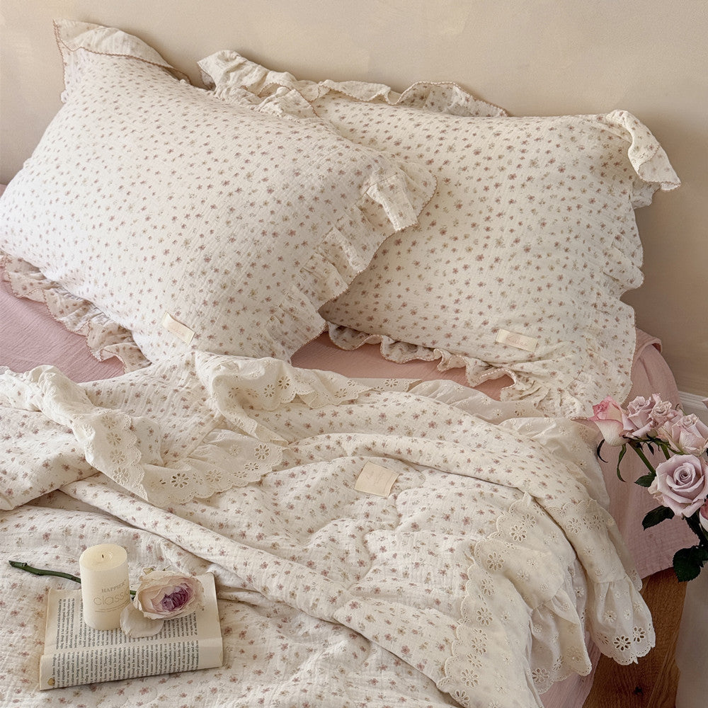 Pink Floral Cotton Comforter – Ruffled Lightweight Bedding