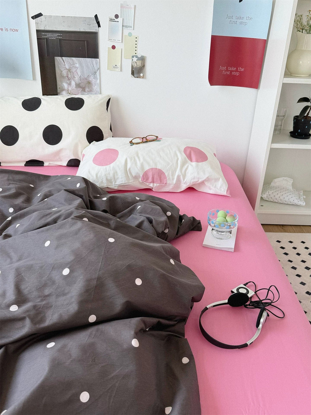 Pink and Gray Bedding Set