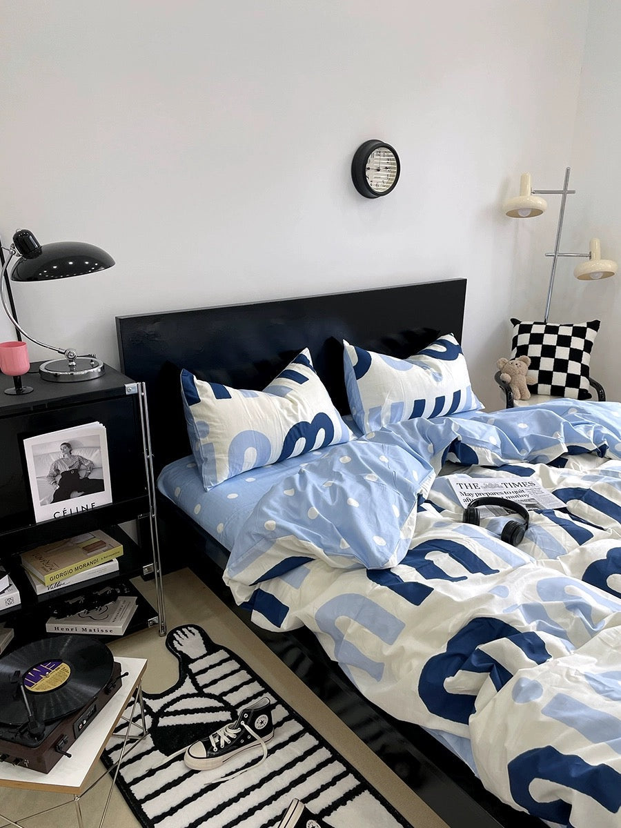 Korean Pink Letter Bedding Set