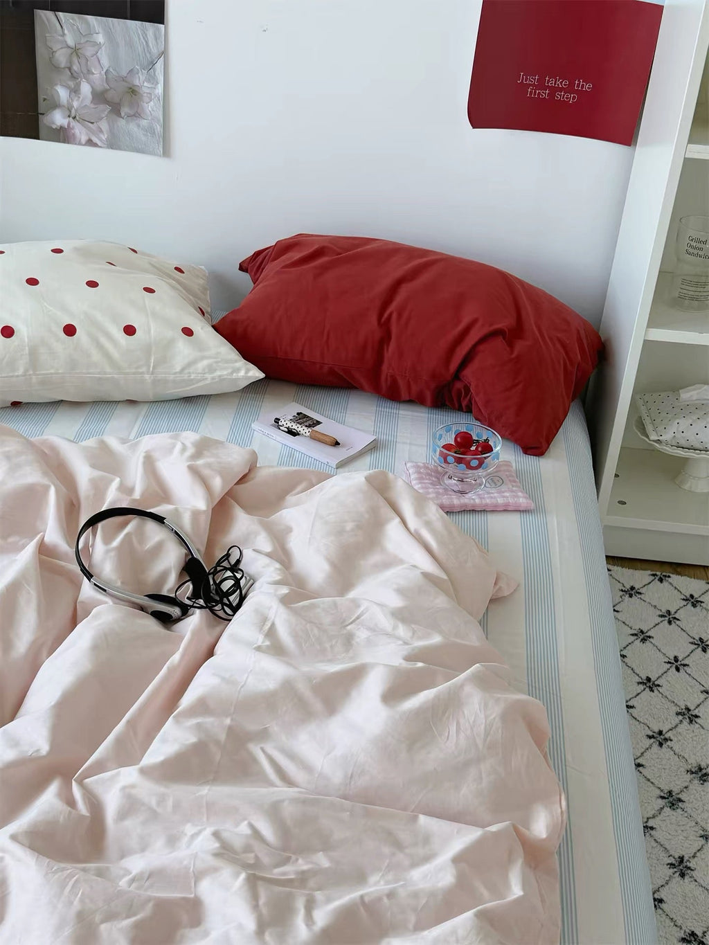 Preppy Polka Dot Bedding Set