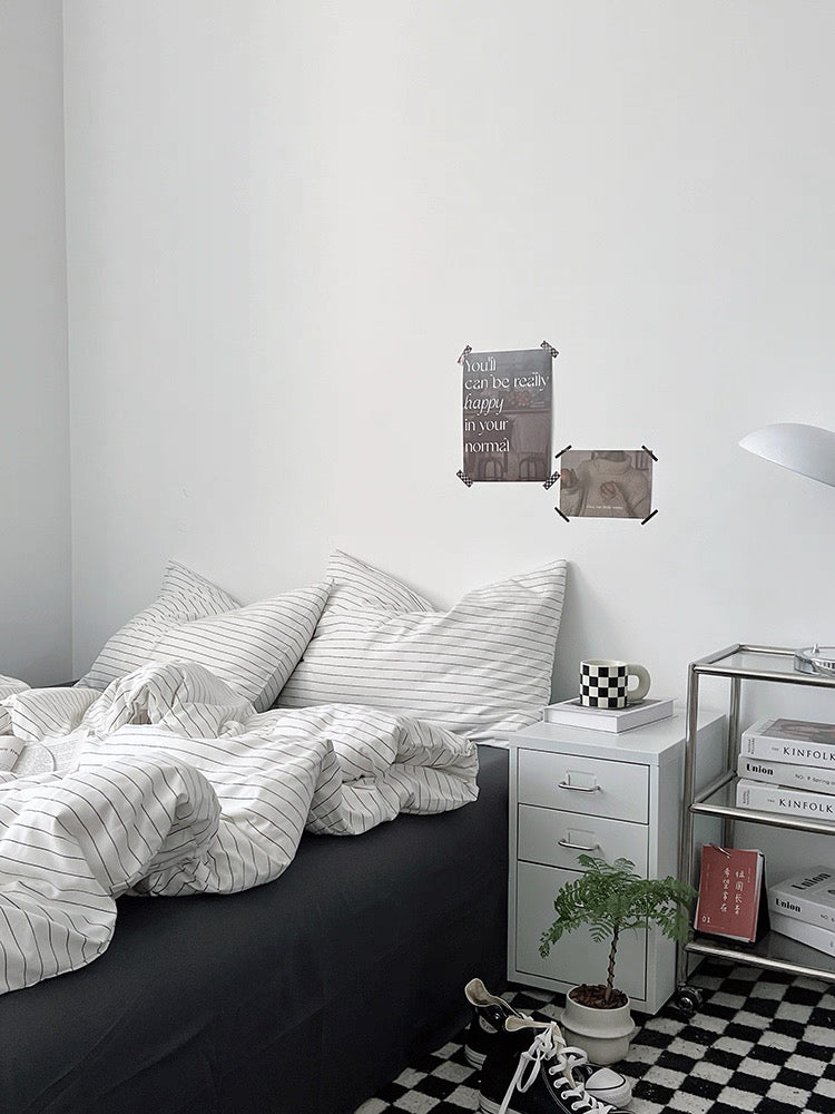 White & Black Striped Bedding Set