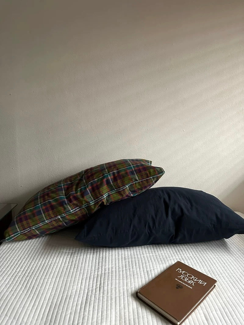 Multicolor Plaid Pillowcase