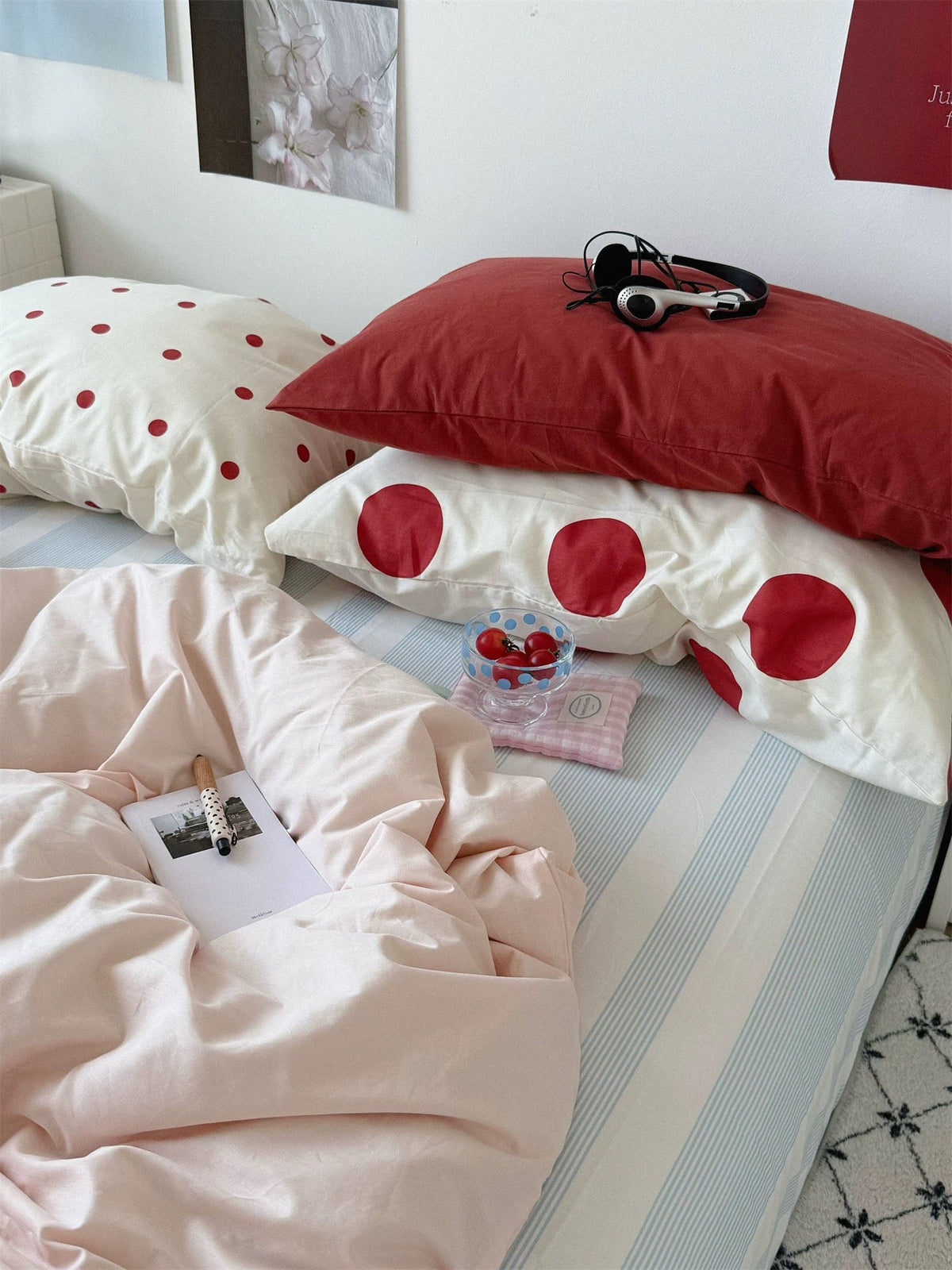 Preppy Polka Dot Bedding Set