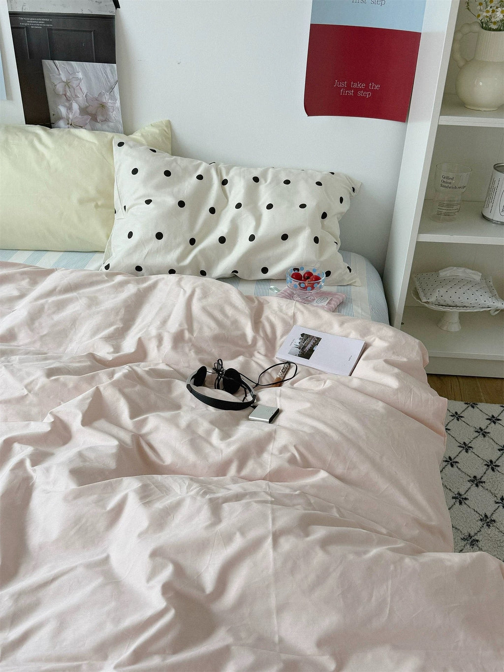 Preppy Polka Dot Bedding Set