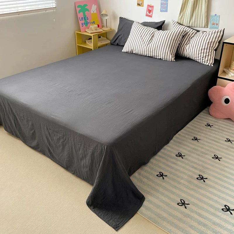 Minimalist Black Stripe Bedding Set