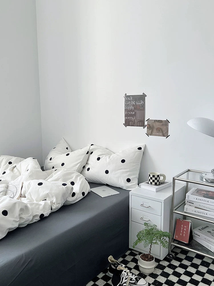 White & Black Polka Dot Bedding Set
