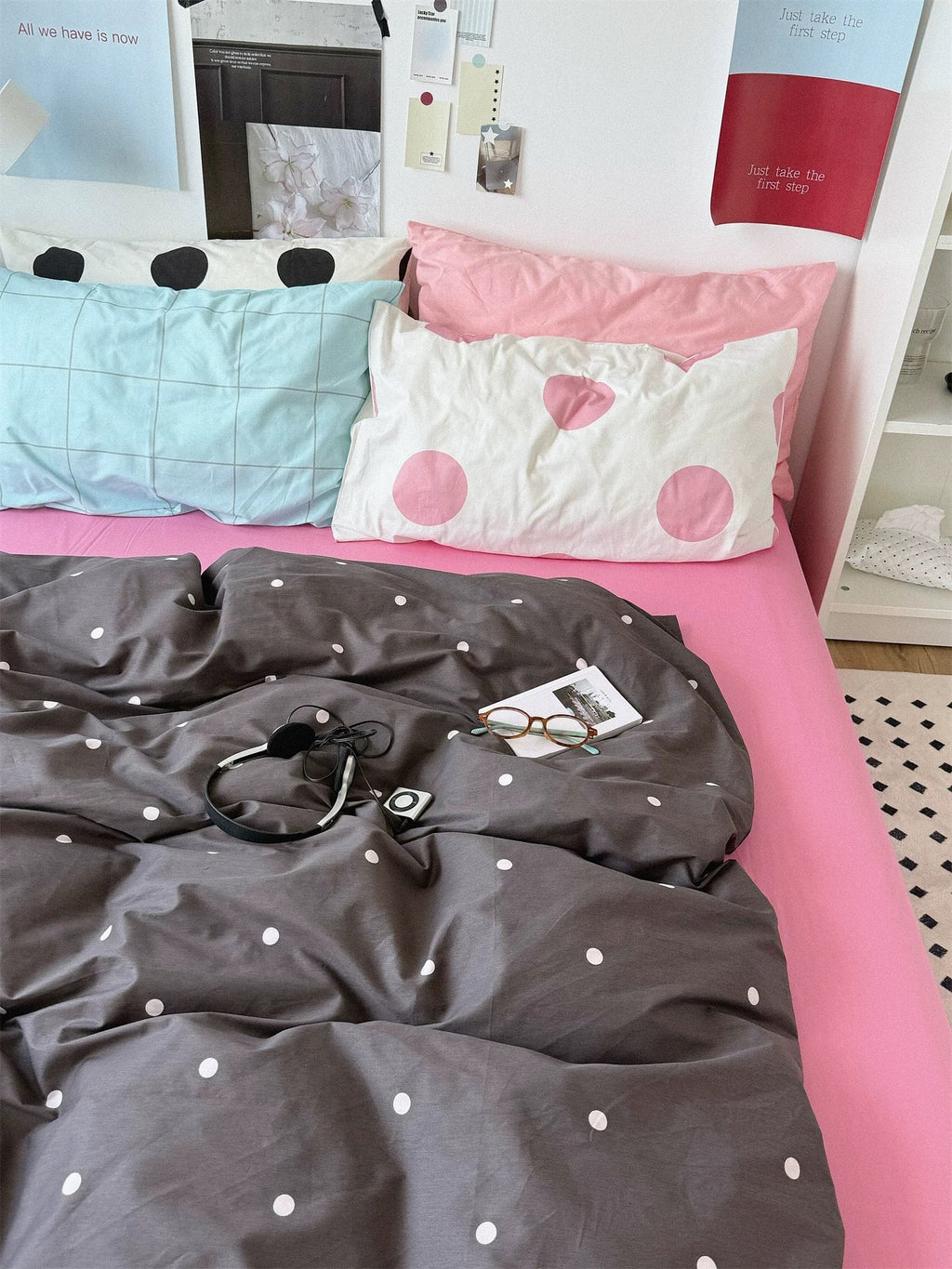 Pink and Gray Bedding Set
