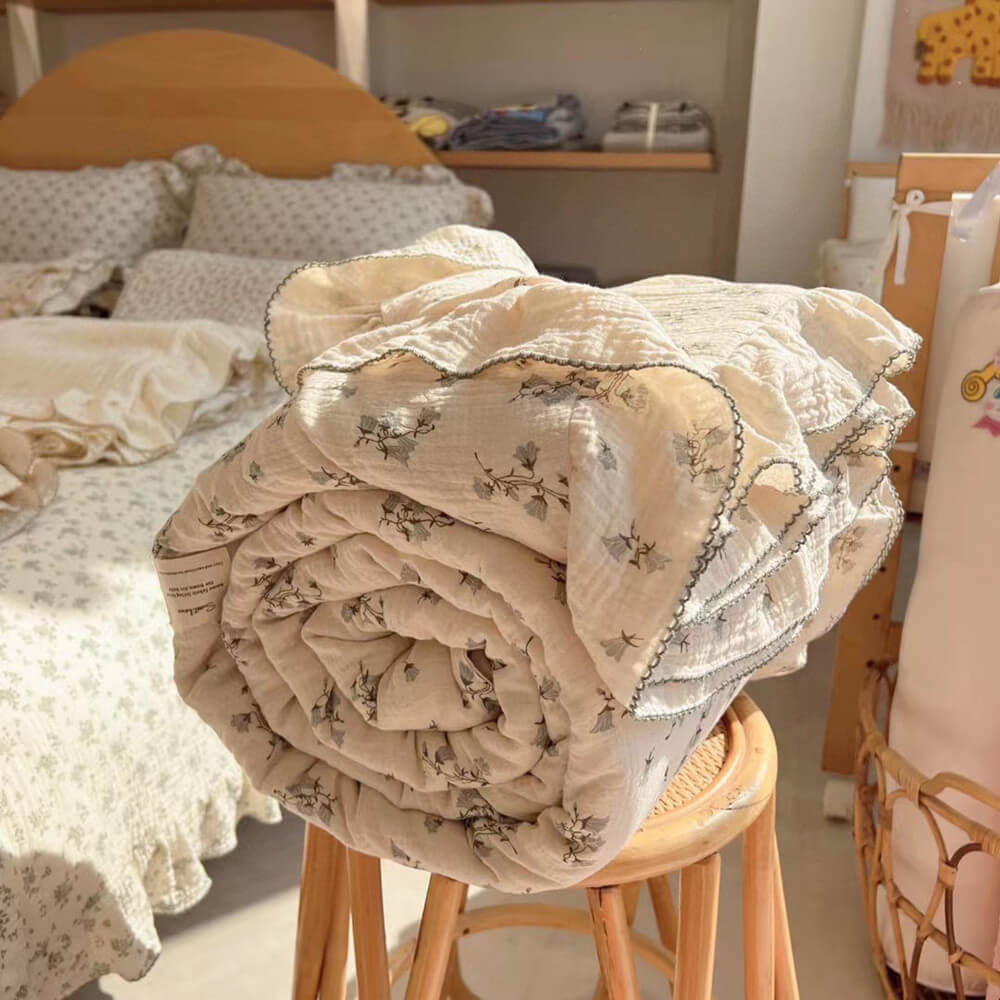 Hyacinth Floral Muslin Quilt – Ruffle Edge Cotton Bedding