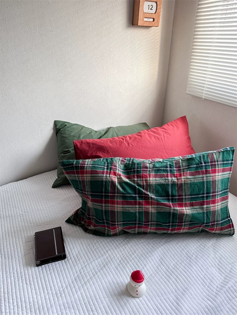 Plaid Christmas Pillowcase