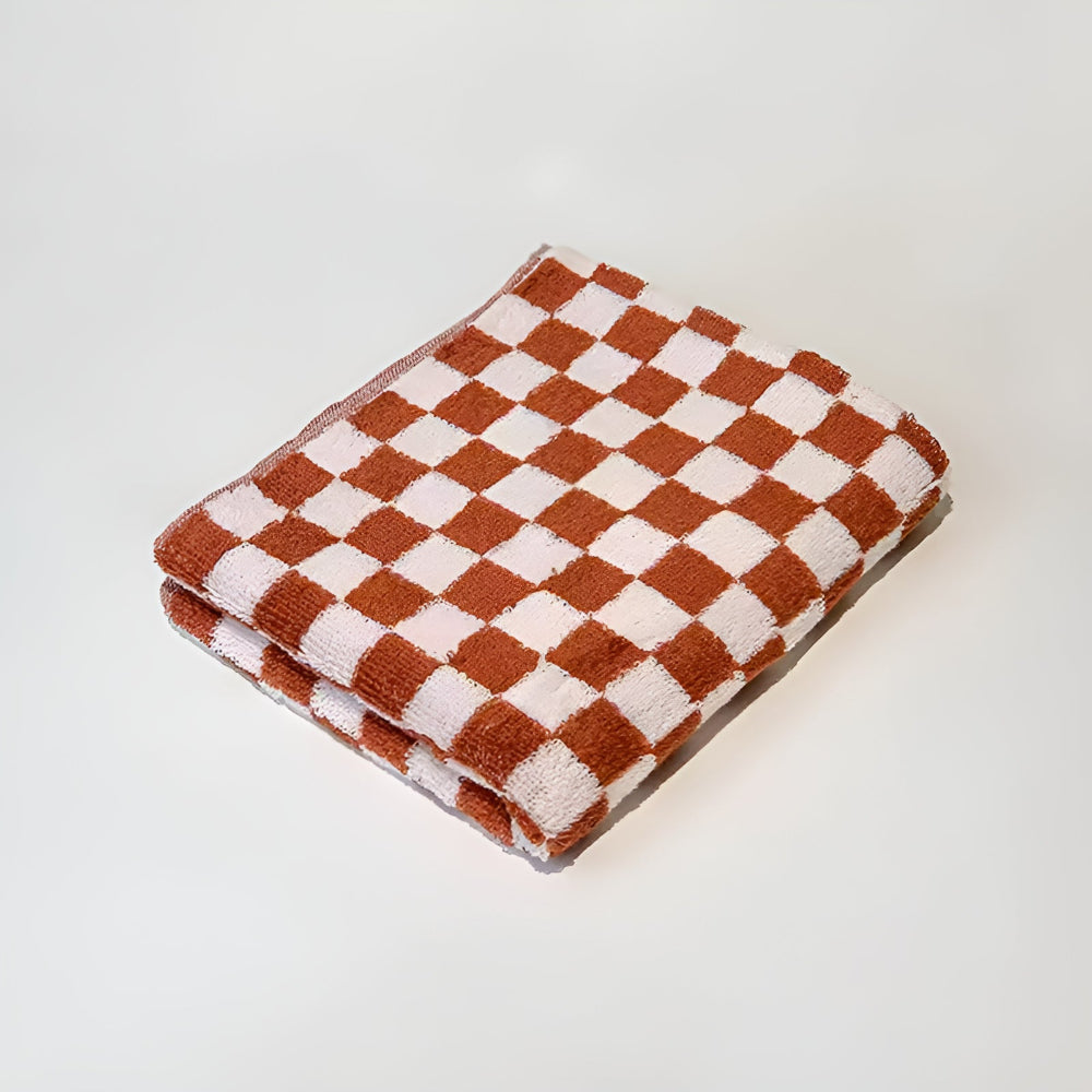 Retro Checkmate Cotton Towel Red