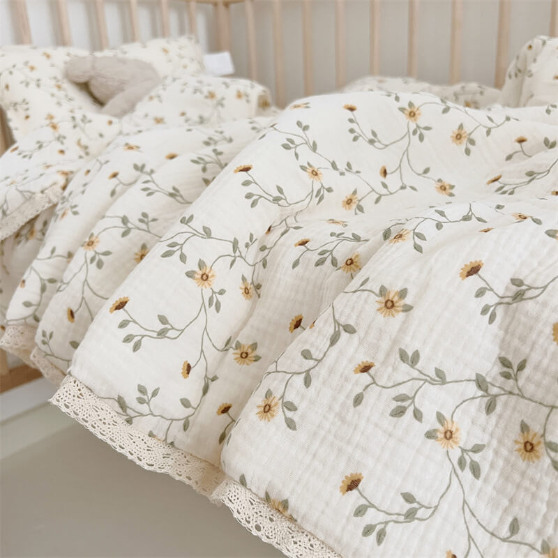 Daisy Vine Kids Comforter – Cotton Muslin with Lace Trim