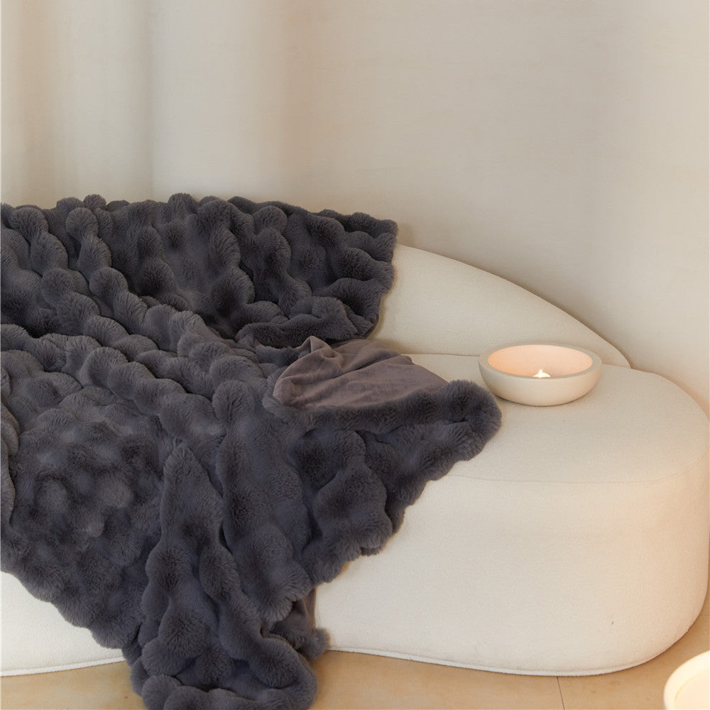 Luxury Faux Rabbit Fur Throw Blanket – Fluffy & Reversible