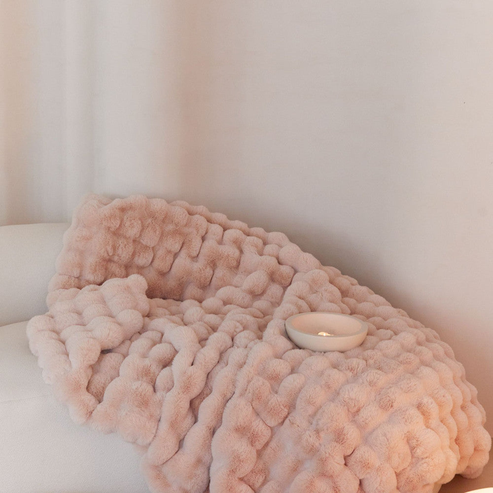 Luxury Faux Rabbit Fur Throw Blanket – Fluffy & Reversible