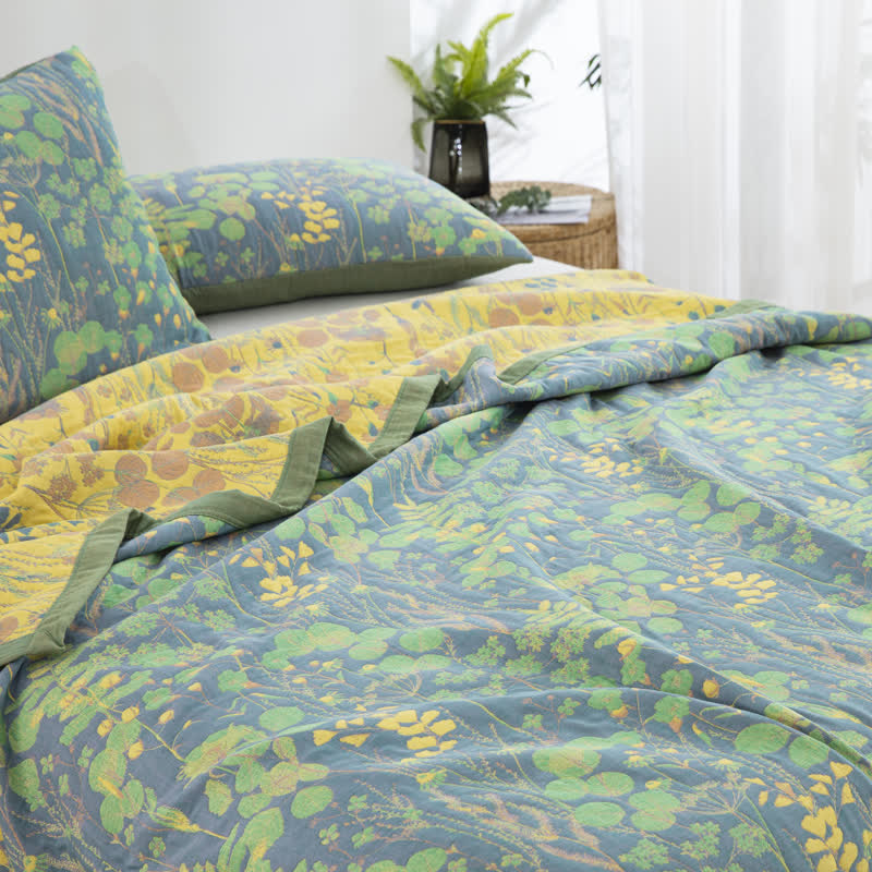Verdant Bloom Botanical Cotton Quilt