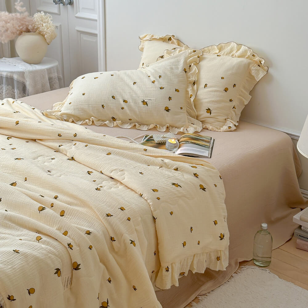 Lemon Print Muslin Quilt – Ruffle Edge Cotton Bedding