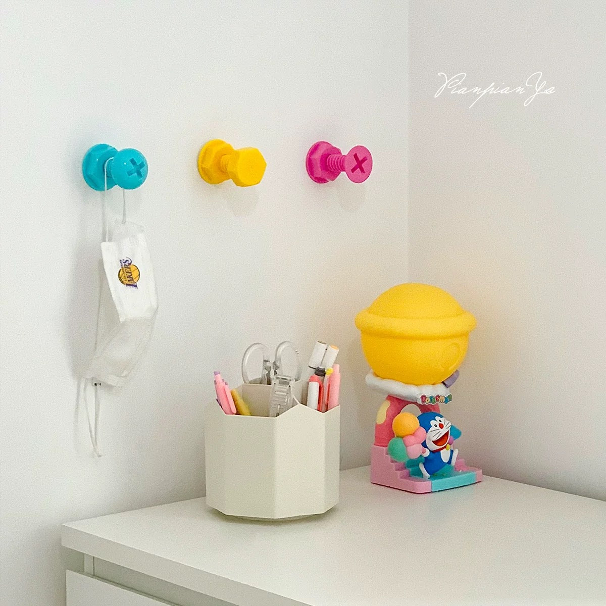 Creative Screw Shape Hook