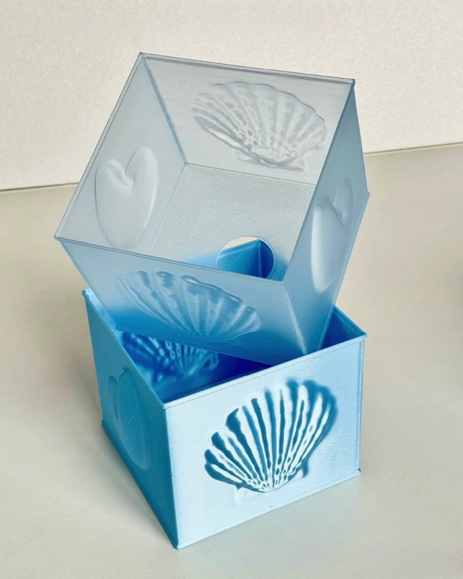 Mermaidcore Blue Seashell Lamp