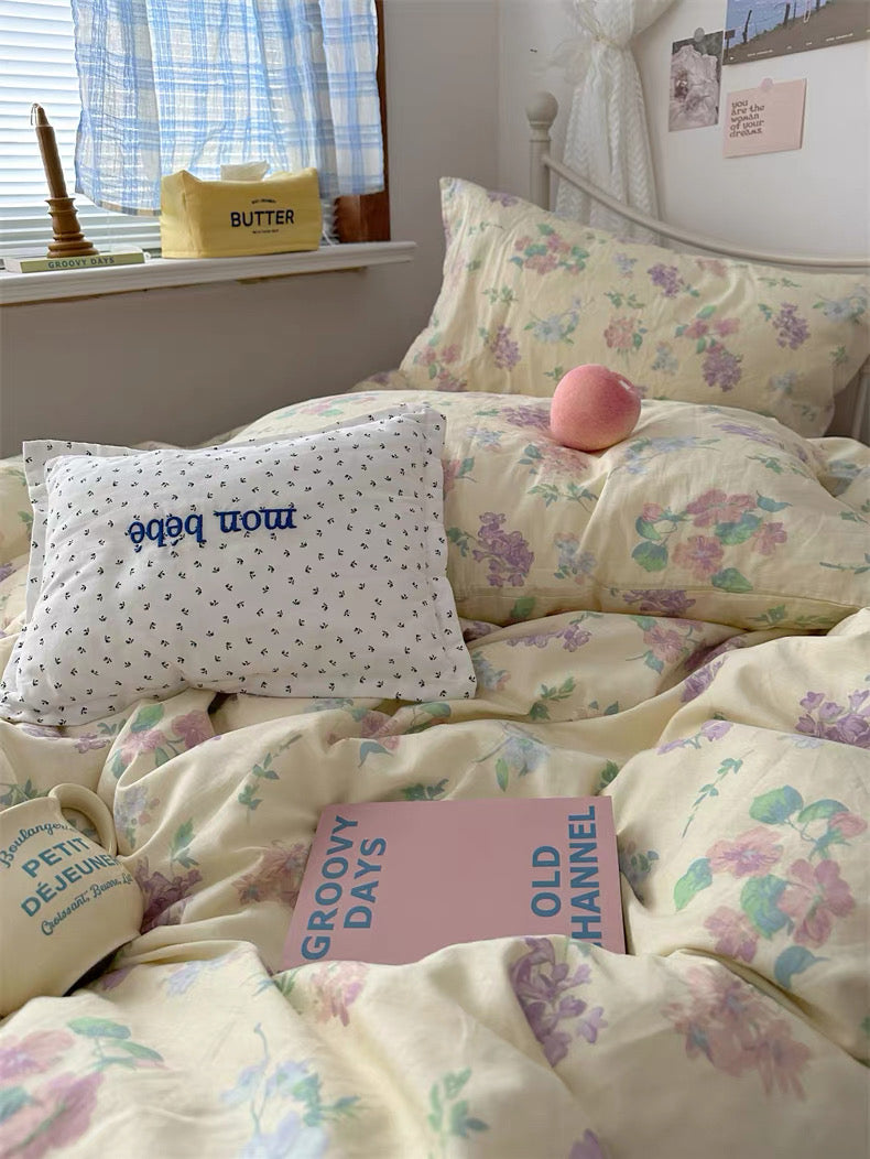 Grandmillennial Aesthetic Floral Duvet Cover Set