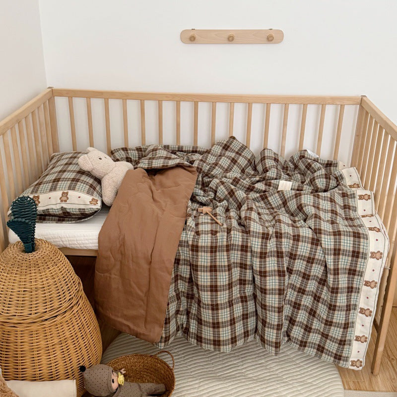 Teddy Plaid Kids Comforter – Soft Cotton Gauze Quilt