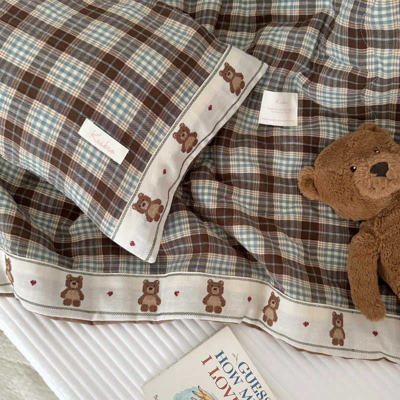 Teddy Plaid Kids Comforter – Soft Cotton Gauze Quilt