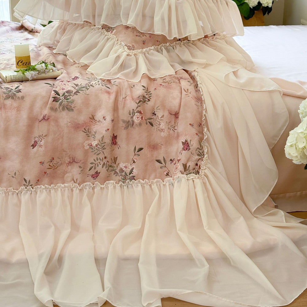 Floral Ruffled Comforter – Soft TENCEL™ Bedding