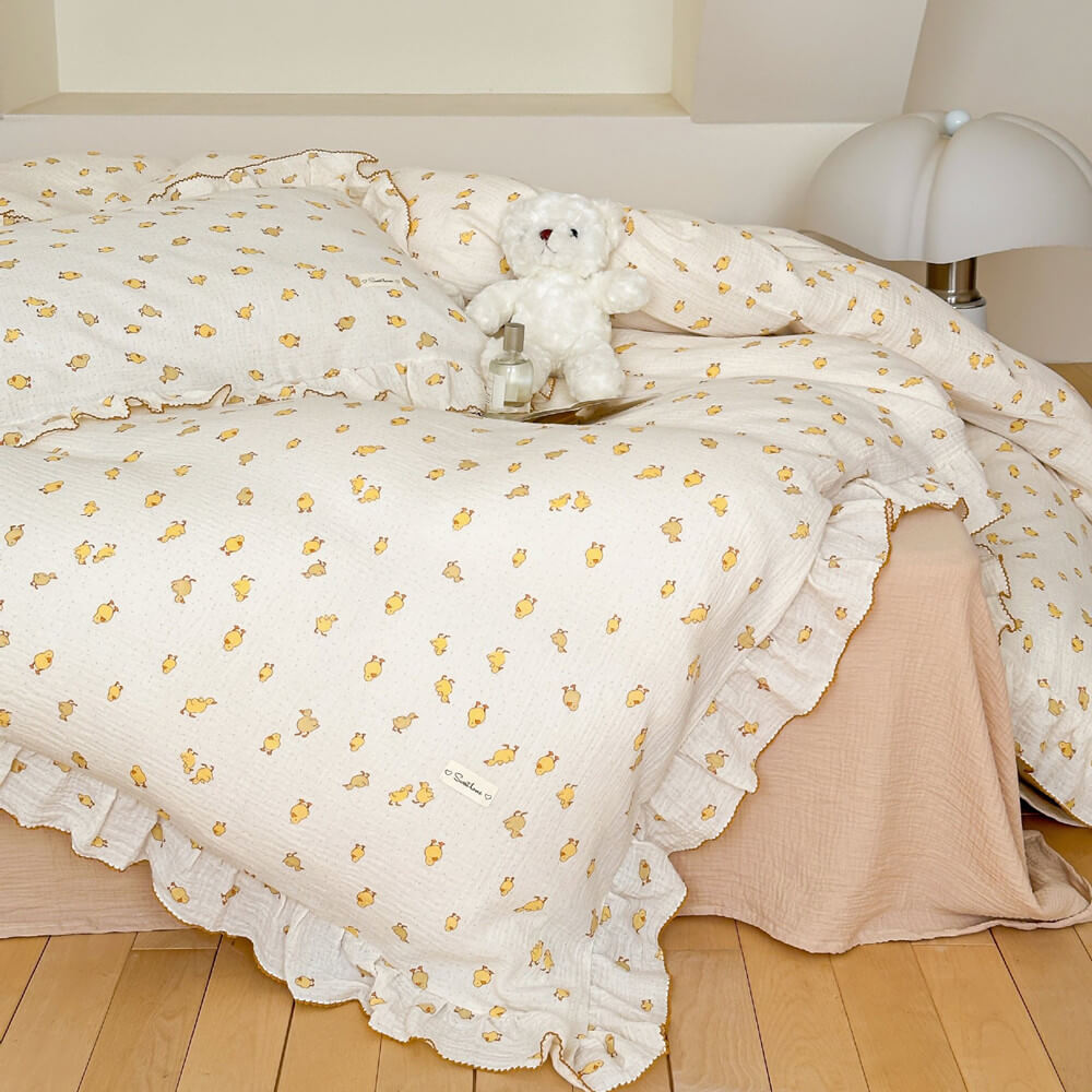 Duckling Print Duvet Cover Set – Cotton Muslin with Ruffles