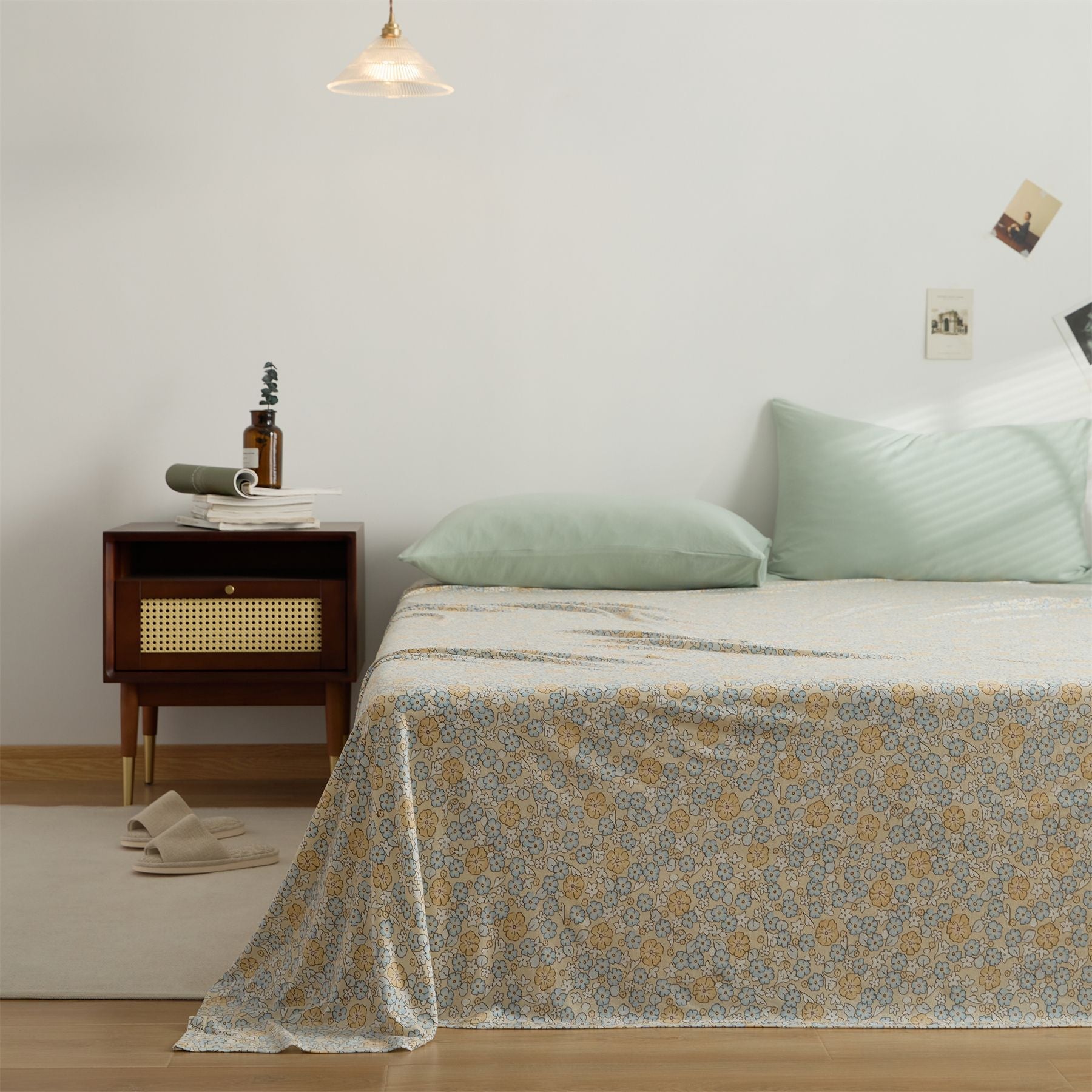 Cotton Floral Bed Sheets White Champaca