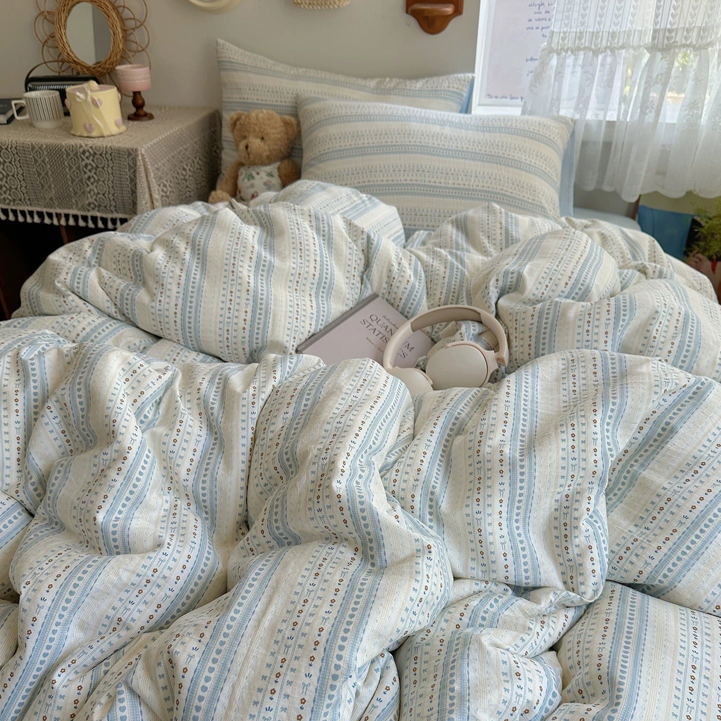 Cottagecore Floral Striped Bedding Set