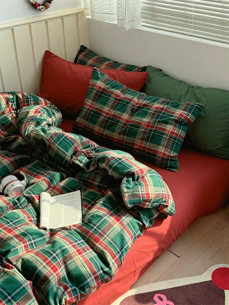 Dark Academia Aesthetic Green Plaid Bedding Set