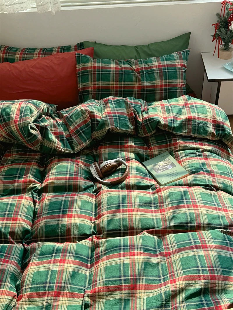 Dark Academia Aesthetic Green Plaid Bedding Set