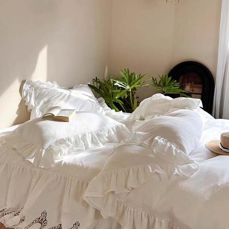 White French Lace Ruffle Bedding Set